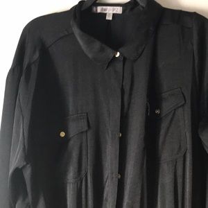 Black romper Elastic legs and waist